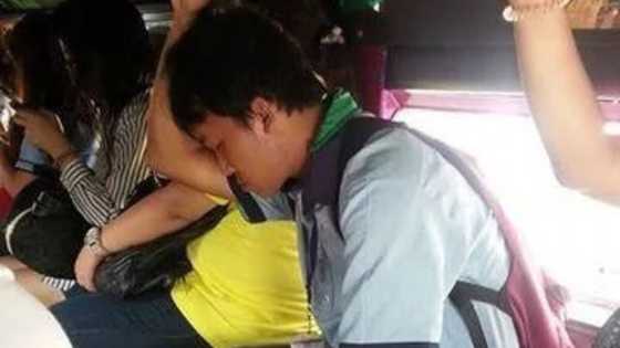 LOOK: Tired working student still holding items for sale falls asleep in jeepney