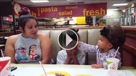 ADORABLE: Watch as little girl defends her big sister from their mother