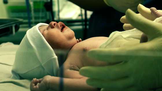 My baby screamed in the ER & a man in a Rolex said I was wasting money–The doctor did the unexpected