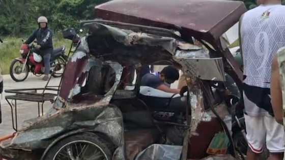 Mag-ina, patay matapos mabangga ng ambulansiya ang tricycle sa Camarines Norte