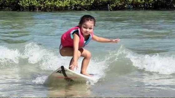 Andi Eigenmann shares snaps of Lilo’s surfing lessons with Philmar Alipayo