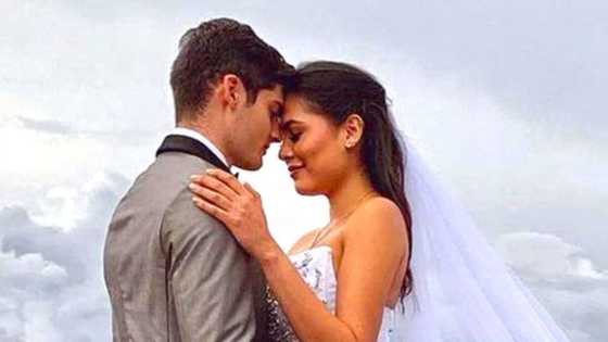 Miss Universe 2020 Andrea Meza, pinagdudahan kung kasal nga ba; larawang naka-wedding gown siya, viral na