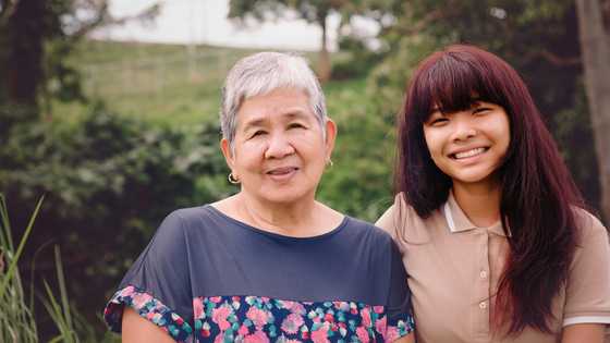 My daughter-in-law said my gray hair would ruin her photos — Then my son returned with a box
