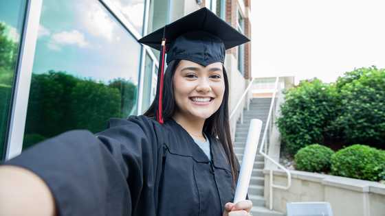 I thought graduation would be my happiest day — Then a girl with my face took the stage