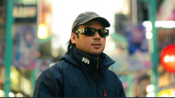 John Manalo gets offloaded from flight due to "minor tear" on his passport