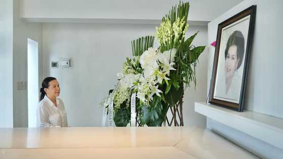 Grace Poe, family honor Susan Roces on her birth anniversary (@sengracepoe)