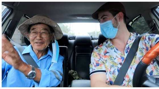 Viral na Korean Vendor, masayang nakipag-bonding sa Syrian vlogger na si Basel Manadil