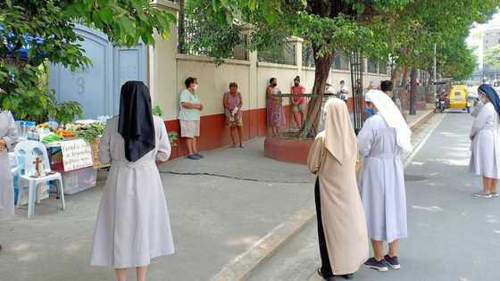 Mga madre, nag setup ng community pantry sa kabila ng isyu ng red-tagging