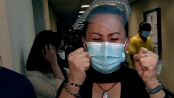 Nanay ng flight attendant na umano’y ginahasa, emosyonal sa video interview