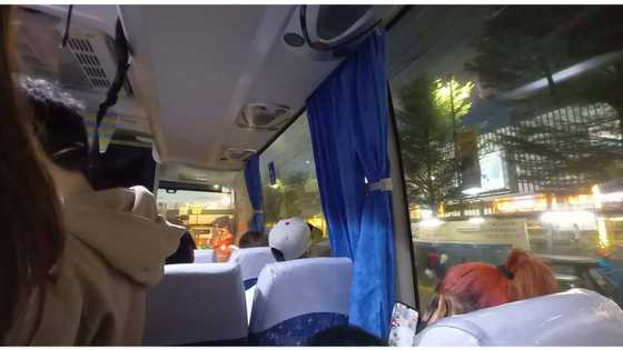 Konduktor ng bus, nag-shopping at kumain sa fast food sa kasagsagan ng traffic