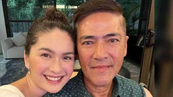 Pauleen Luna, ipinamalas kung papano siya mag-multi task; nagsaing habang tinutulungan si Vic Sotto