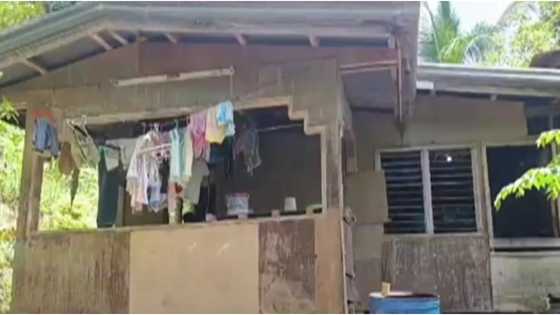 Maglola na natutulog, patay sa taga ng kanilang kapitbahay; 5-anyos na bata, halos mapugutan ng ulo