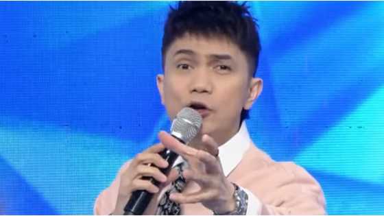 Vhong Navarro sa issue na binabato sa spiels niya sa 'It's Showtime:' "Ako po ay nagtatrabaho lang"