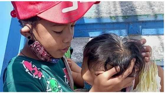 Batang naglalako ng sampaguita kasama ang pamangkin, umantig sa puso ng netizens