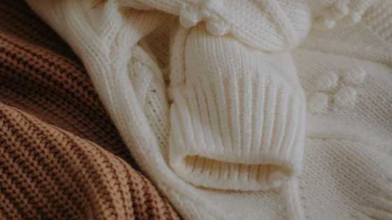 I knitted a blanket from my late mom's sweaters for my brother–My stepmom dumped it, but karma struck