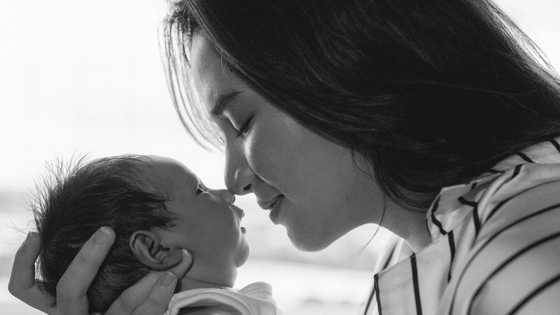 Rere Madrid poses with her baby for precious photos