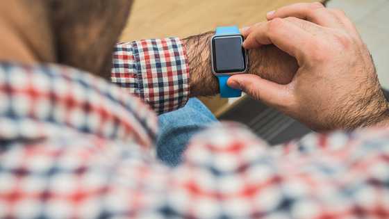 My husband left his Apple watch behind — Then "Last night was perfect" message popped up