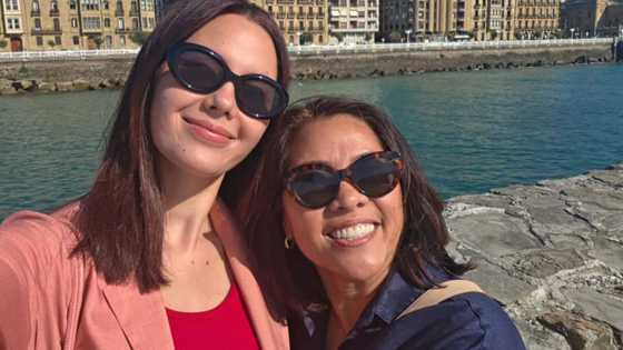 Catriona Gray, may nakakatuwang bansag sa kanyang ina sa Spain getaway
