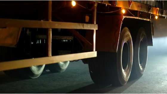 10 vehicles scramble on road after a truck allegedly loses brakes