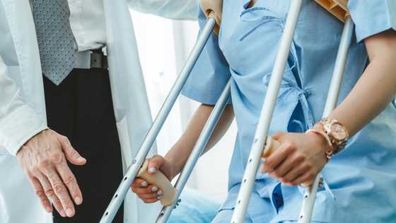 Doctors Said I’d Never Walk Again — Ten Years Later, I Walked Back Into Their Hospital