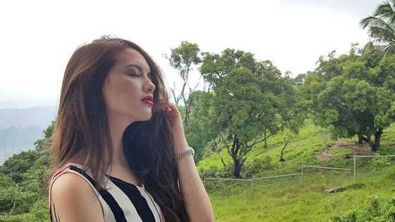 Ellen Adarna flaunts fit figure during Amanpulo getaway with friends