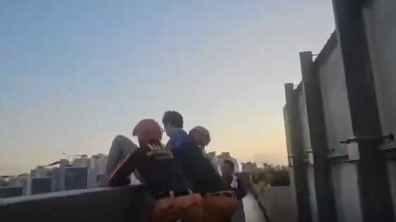 Lalaki sa roof deck ng isang 22-storey building sa Quezon City, nailigtas ng mga bumbero