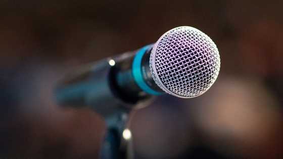 Sikat na female singer, nalagasan umano ng ₱100M dahil sa ka-joint account ayon kay Ogie Diaz