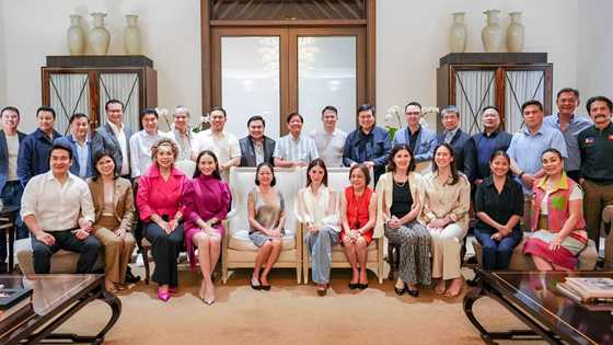 PBBM at FL Liza Marcos, nag-host ng social dinner kasama mga senador