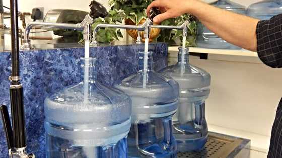 Detailed guide on how start a water refilling station