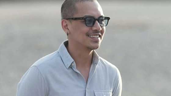 Netizens, naintriga sa 'funeral wreath' video ni Archie Alemania para kay "Gee"