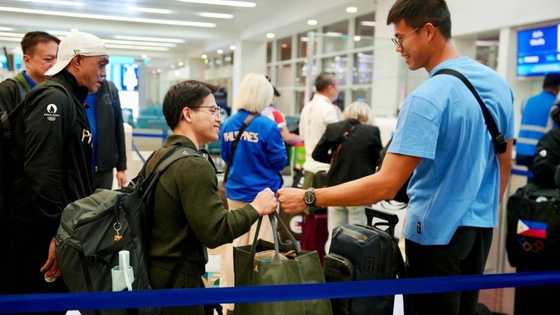 EJ Obiena, nagsalita kaugnay sa mga gawa-gawang kwento tungkol sa kanila ni Carlos Yulo