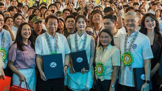 Chinese star Linda Walker, pinasaya ang QC High students sa espesyal na pagbisita