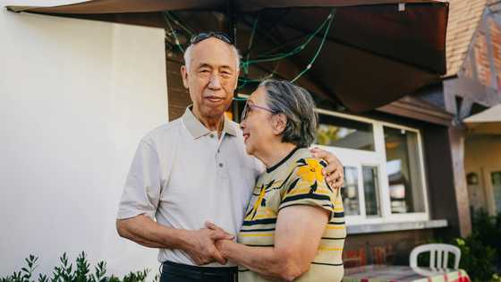 I threw my poor grandparents out of my wedding – Then I opened their final gift and collapsed