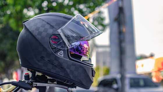 Lalake, patay nang hinampas ng helmet; siya umano unang nanghampas ng kahoy