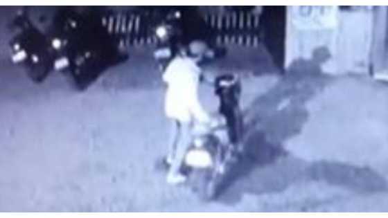 Pagbalibag ng bouncer sa lalaking magnanakaw sana ng kanyang motor, sapul sa CCTV