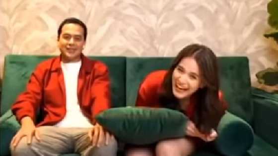 John Lloyd Cruz, ginaya ang pagsasalita ni Mike Enriquez; Bea Alonzo, tawang-tawa