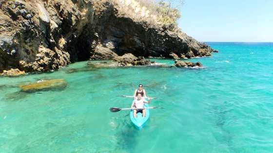 Plan your amazing trip by checking out Puerto Galera's best locations and activities.