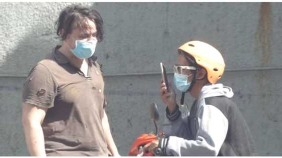 Vlogger, nagpanggap na pulubi na nais makausap ang nanay niya ngayong Mother's Day