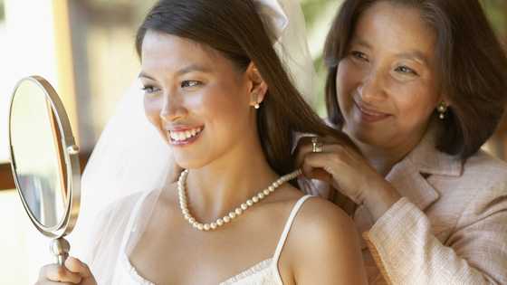 My future mother-in-law gave me an envelope before our wedding — Then I confronted my fiancé