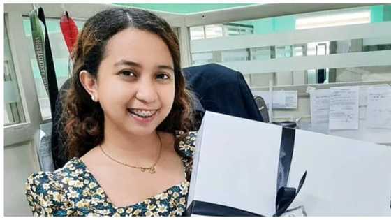Law student, masaya sa 8 law books na Valentine's gift ng kanyang nobyo