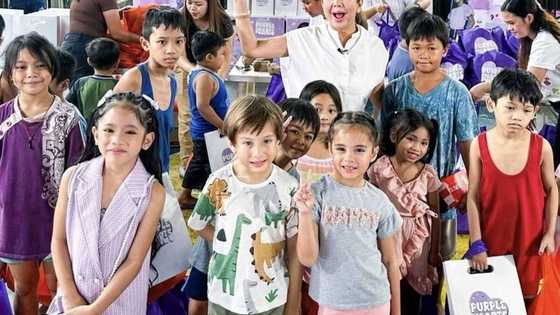 Mga anak ni Korina Sanchez, sinamahan siya sa charity event sa isang barangay