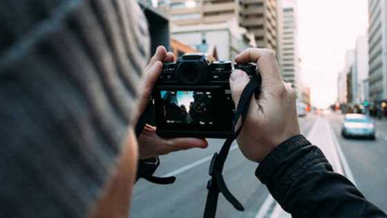 BIR, iniimbistegahan ang “couple” na kumita ng P50M-100M sa vlogging; dinilete umano ang channel dahil sa tax
